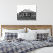 Roseburg, OR View West Side Public School Leinwanddruck (Insitu (Schlafzimmer))