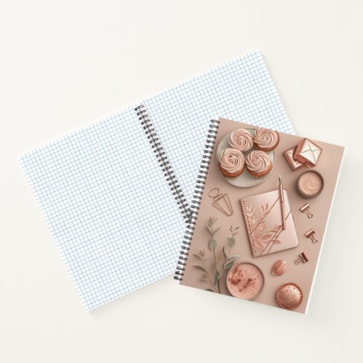 Roségold-Flat Lay mit rosafarbenen Büroaccessoires Notizblock (Innenseite)