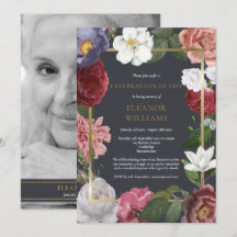 Rosen-Blumen-Schwarz-Weiß-Foto-Trauerfeier
