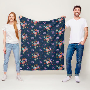 Rosen-Blumenstrauß-Blumenmuster des Monogramm- Fleecedecke