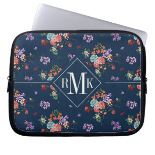 Rosen-Blumenstrauß-Blumenmuster des Monogramm- Laptopschutzhülle