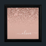 Rosen Gold Blush Pink Glitzer Script Monogram Erinnerungskiste<br><div class="desc">Rose Gold - Schwarz Rosa Sparkle Glitzer Skript Monogram Name Juwelry Keepake Box. Dies macht den perfekten Abschluss,  Geburtstag,  Hochzeit,  Brautparty,  Jubiläum,  Babydusche oder Junggeselinnen-Abschied Geschenk für jemanden,  die Lieben glamourösen Luxus und schicke Stile.</div>