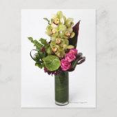 Rosen, grüne Anthurien, Cymbidium-Orchideen Postkarte (Vorderseite)