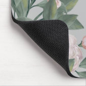 Rosen in blassrosa mit bearbeitbarem Hintergrund Mousepad (Ecke)
