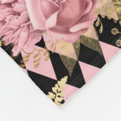 Rosen in Rosa auf Harlequin Fleecedecke (Ecke)