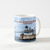 Rosen-Insel-Leuchtturm, Rhode Island Tasse (VorderseiteRechts)