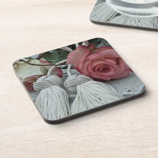 Rosen und Quasten-Untersetzer Getränkeuntersetzer (Linke Seite)