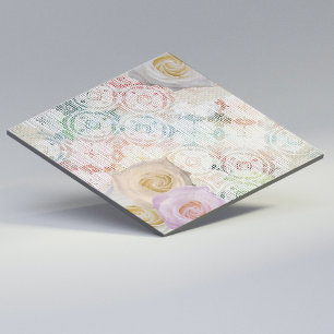 Rosenblüten auf vintage-retro-antiker Leinen-Spitz Fliese