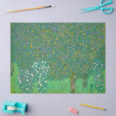 Rosenbüsche unter den Bäumen von Nach Gustav Klimt Seidenpapier (Basteln)