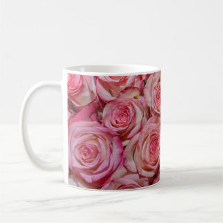 Rosenknospe Nah-Up: Schönes Design Kaffeetasse