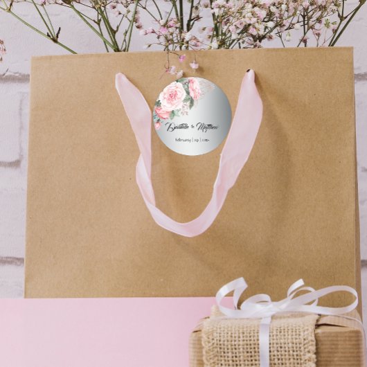 Rosenrosen auf der Silver Botanical Wedding Runder Aufkleber