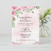 Rosenrosen auf rosa und weiße Hochzeit Einladung (Stehend Vorderseite)