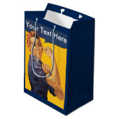 Rosie der Nieteneinschläger können wir ihn tun Mittlere Geschenktüte (Rückseite Schrägansicht)