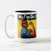 Rosie the Riveter American Lady Zweifarbige Tasse (Links)