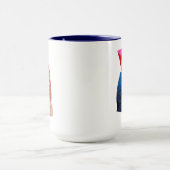 Rosie the Riveter hält Trump zurück Tasse (Zentrum)