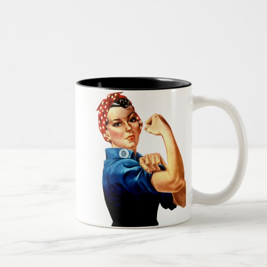 Rosie the Riveter - Wir können es tun! Zwei-Tonen- Zweifarbige Tasse (Rechts)