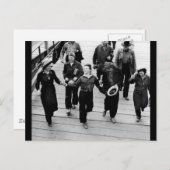 Rosie the Riveters auf dem Gartenweg Postkarte (Vorne/Hinten)