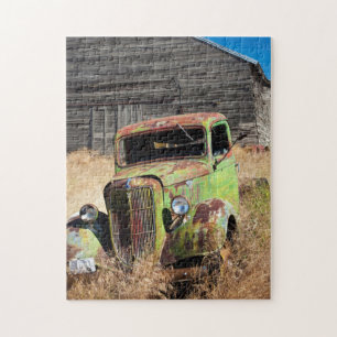 Rostendes Auto vor einer verlassenen Farm Puzzle