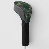 Rostgrüne Blüte, gekennzeichnet durch verschließba Golf Headcover (angewinkelt)