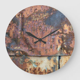Rostige Metallverkleidung altes Industriegebäude Große Wanduhr