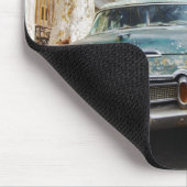 Rostige und flockige Farbe eines alten Autos Mousepad (Ecke)