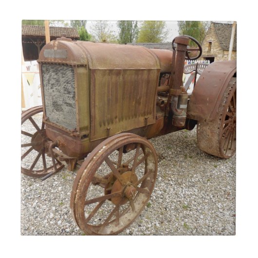 Rostiger Vintage-Traktor Fliese (Vorderseite)
