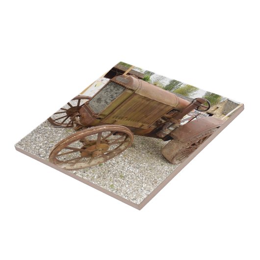 Rostiger Vintager Traktor Fliese (Seite)