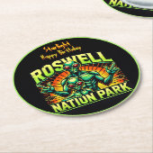 Roswells Alien Encounter Park wartet auf Sie! Runder Pappuntersetzer (Angewinkelt)