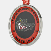 Rot 1941 silbernes ornament (Links)