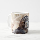 Rot angebundener Falke Kaffeetasse (Vorderseite Links)
