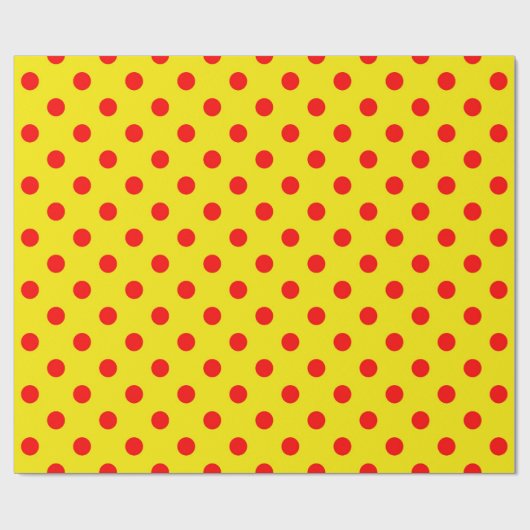 Rot auf gelben Punkten Musterdesign Geschenkpapier (Flach)