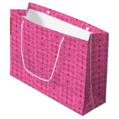 Rot auf Rosa Große Geschenktüte (Vorderseite Schrägansicht)