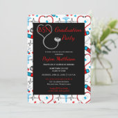 Rot | Black Medical Nurse Graduation Party Einladung (Stehend Vorderseite)