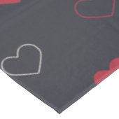 Rot & dunkles Herz Nahtloses Muster Cute Minimal Tischdecke (Schrägansicht)