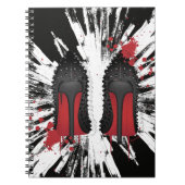 Rot erreicht Stilettschuh-Heelsspritzen u. Notizblock (Vorderseite)