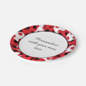 Rot farbige Fußbälle Pappteller (Schrägansicht)