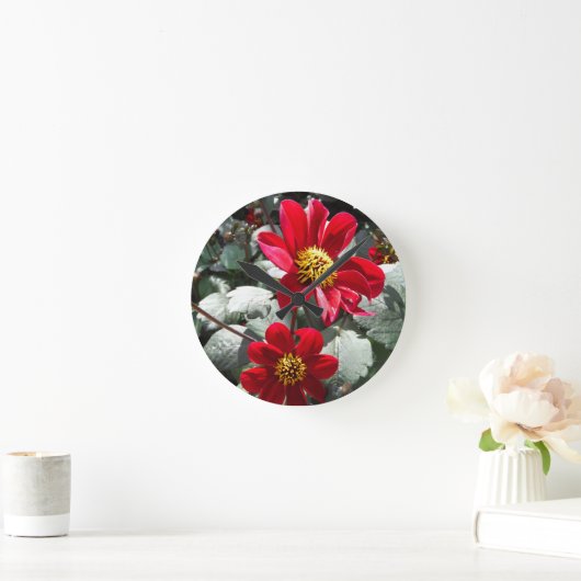 rot - Gänseblümchen des heißen Runde Wanduhr (Zuhause)