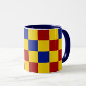 Rot Gelb Blau Kariertes Musterdesign Tasse (VorderseiteRechts)