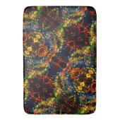 Rot-Gelb-Grün auf dunklem, Flower-Shredded-Papier? Badematte (Vorderseite Vertikal)