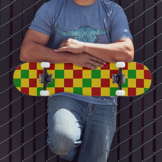 Rot Gelb Grün Kariertes Musterdesign  Skateboard (Außenbereich 3)