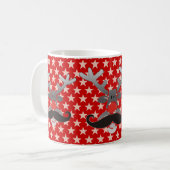Rot genäht mit Mustache Kaffeetasse (Vorderseite Links)