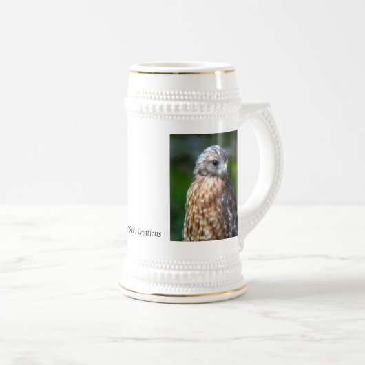 Rot-Geschulterter Falke Bierglas (VorderseiteRechts)