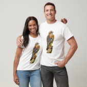 Rot-Geschulterter Falke T-Shirt (Unisex)