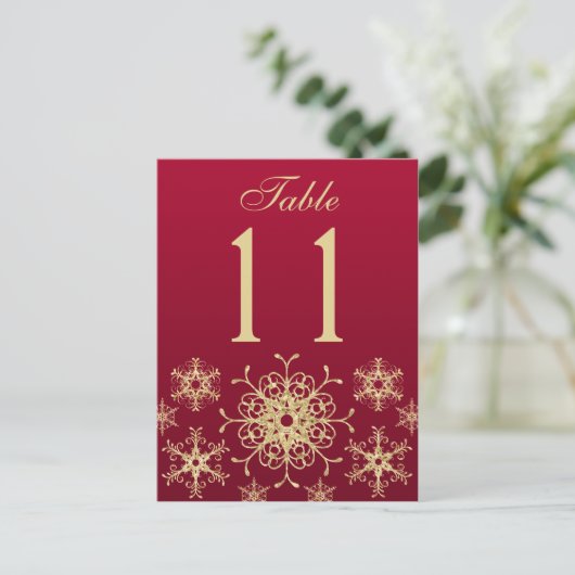 Rot, Gold Glitzer Snowflakes Tischnummer Card (Stehend Vorderseite)