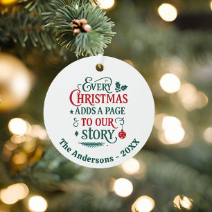Rot grün unsere Geschichte Typografie Weihnachten Ornament Aus Metall