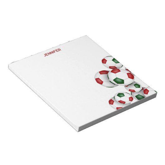 Rot-grüne Fußbälle Akzent individuelle Name Notizblock (angewinkelt)