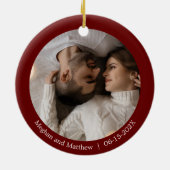 Rot Kariert Verheiratet in Pandemie Erste Weihnach Keramik Ornament (Hinten)