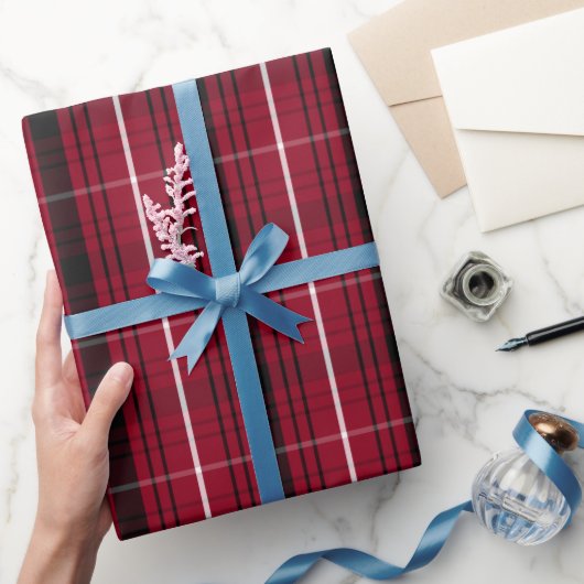 Rot kariertes Weihnachtspapier Geschenkpapier (Schenken)