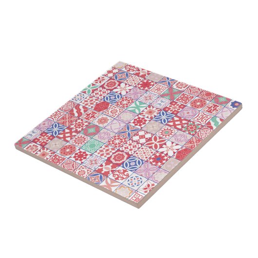 Rot-marokkanische Fliese (Seite)