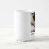 Rot mit einer Kappe bedeckter Robin Kaffeetasse (Mittel)